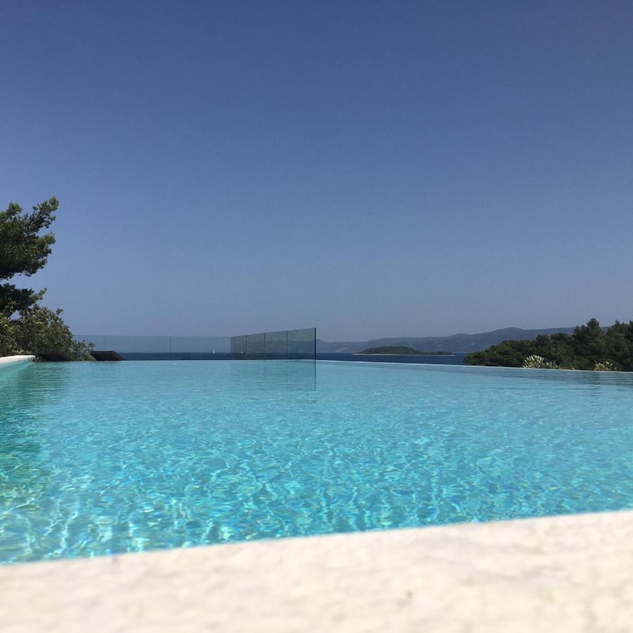 Holiday Hvar Vrbanj Экстерьер фото