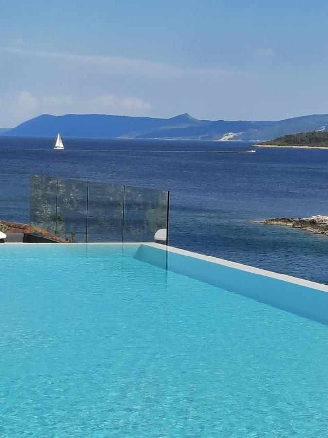 Holiday Hvar Vrbanj Экстерьер фото
