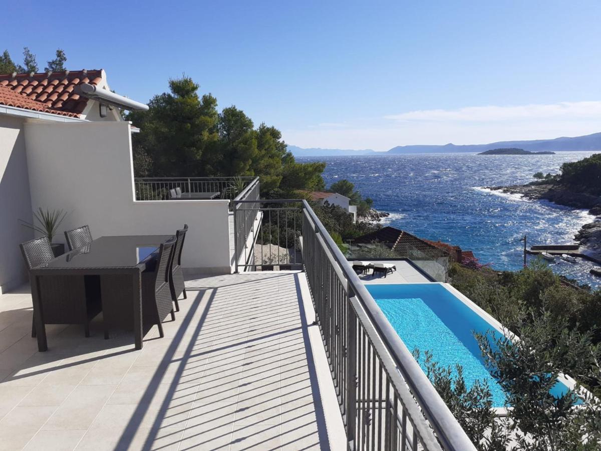 Holiday Hvar Vrbanj Экстерьер фото