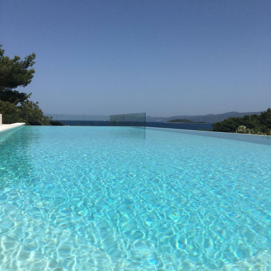 Holiday Hvar Vrbanj Экстерьер фото