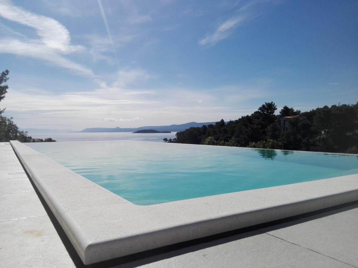 Holiday Hvar Vrbanj Экстерьер фото